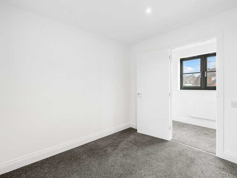 4 Bed Bungalow Detached For Sale in Horley